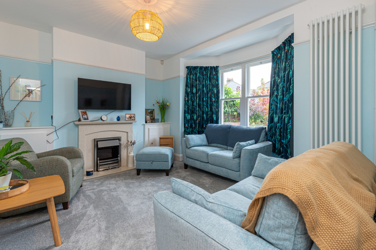 Westbury Crescent