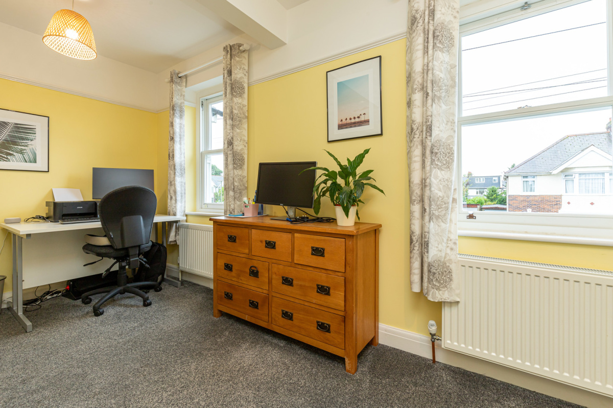 Westbury Crescent
