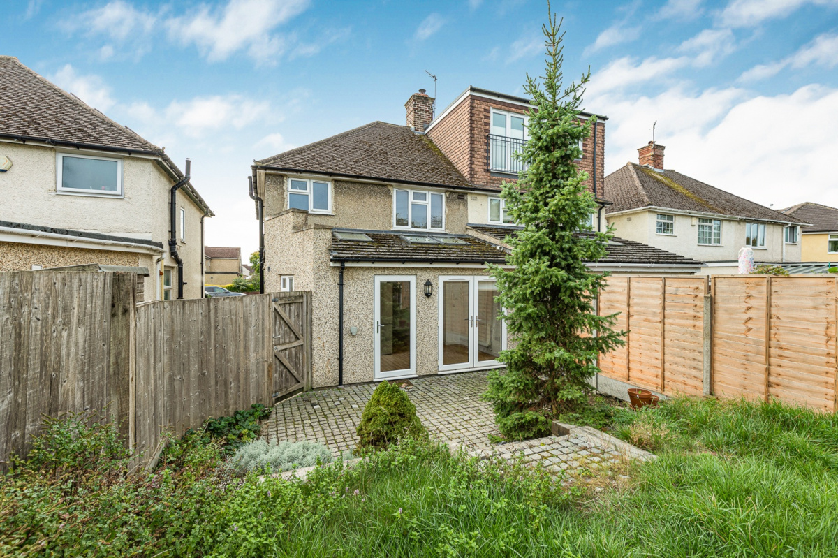 Kelburne Road