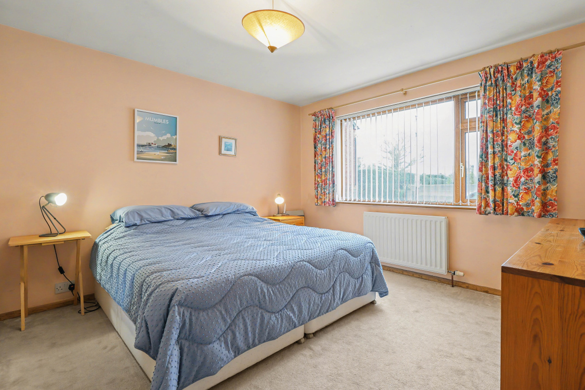 The Elms Bungalow