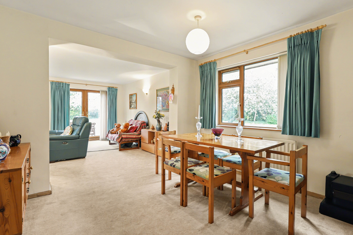 The Elms Bungalow