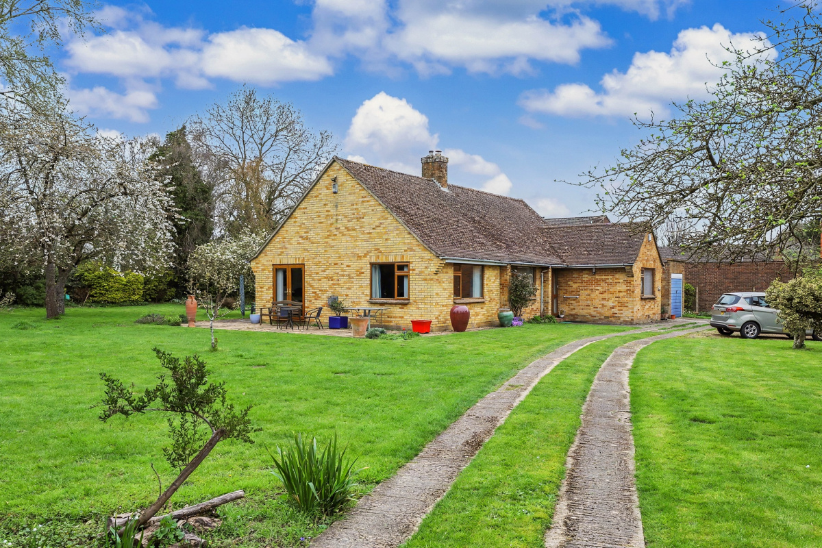 The Elms Bungalow