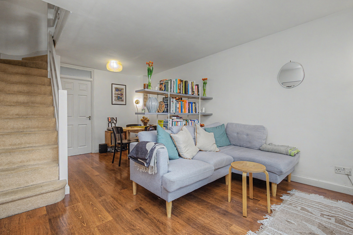 Leafield Road