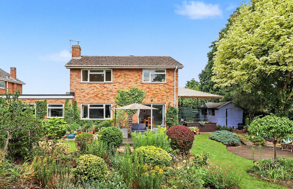 Fir Tree Close