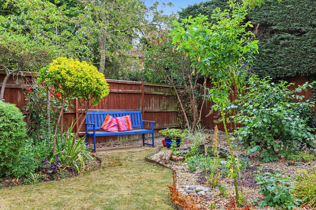 Fir Tree Close