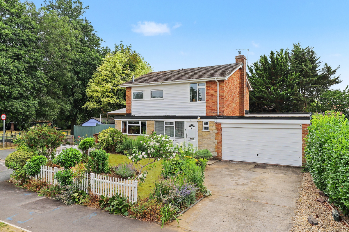 Fir Tree Close
