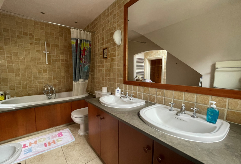 Old Road, Headington, OX3 7LL