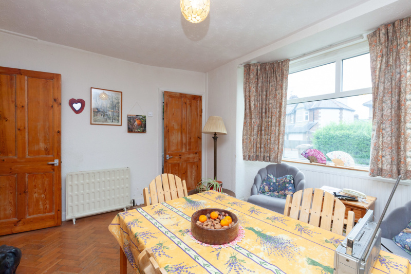 Campbell Road, Florence Park, OX4 3NX