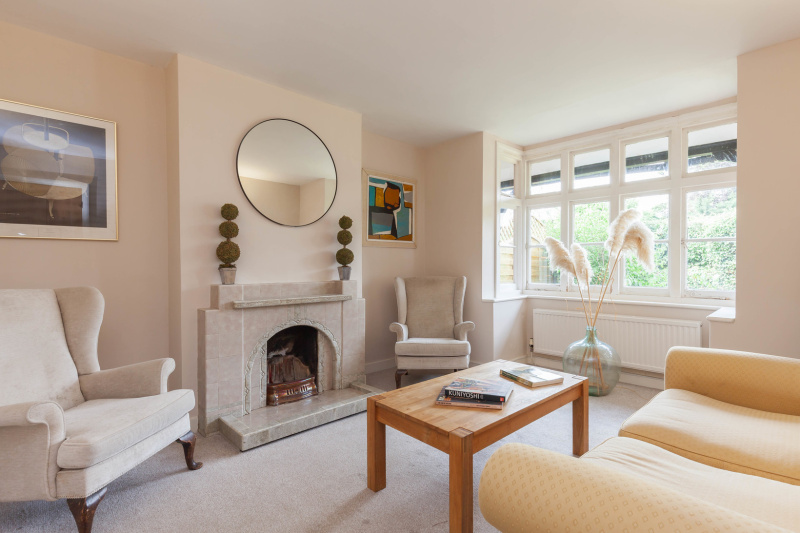 Henley Road, Sandford-on-Thames, OX4 4YW