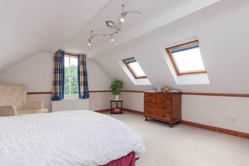 Henley Road, Sandford-on-Thames, OX4 4YW