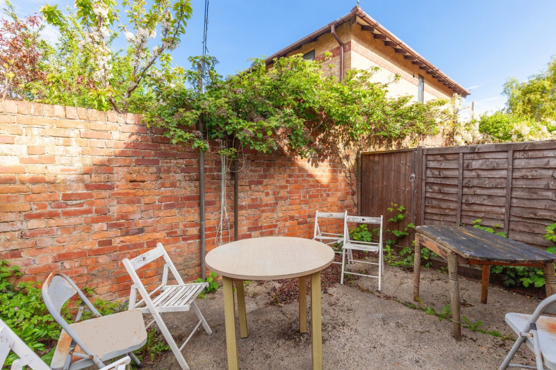 East Avenue, Oxford, OX4 1XR