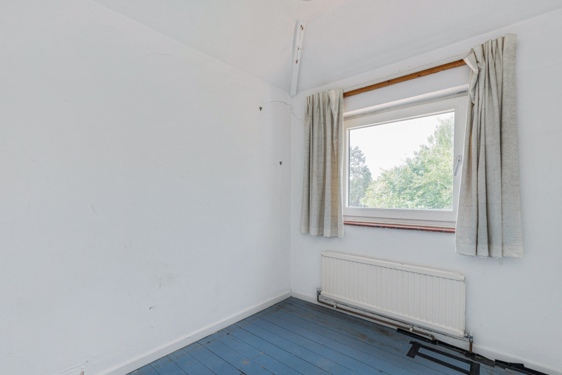 Cricket Road, Oxford, OX4 3DL