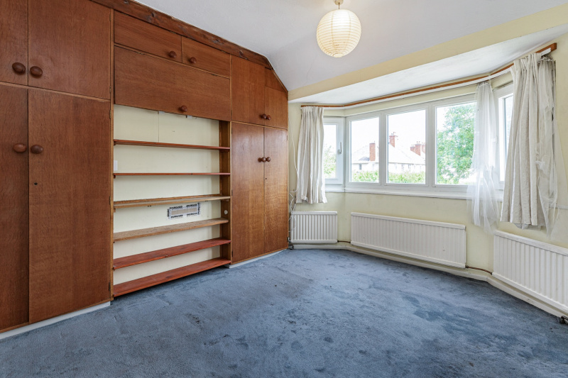 Cricket Road, Oxford, OX4 3DL