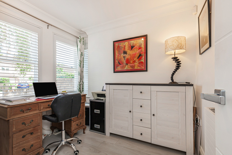 Blenheim Drive, North Oxford, OX2 8DJ