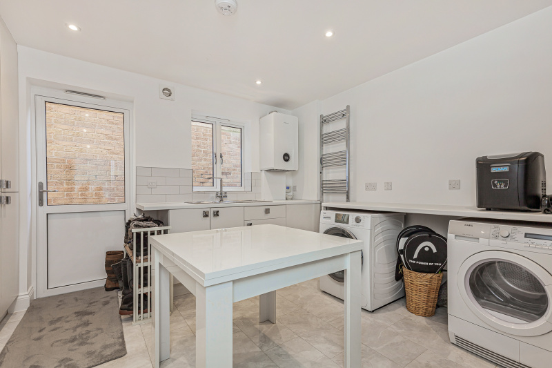 Blenheim Drive, North Oxford, OX2 8DJ