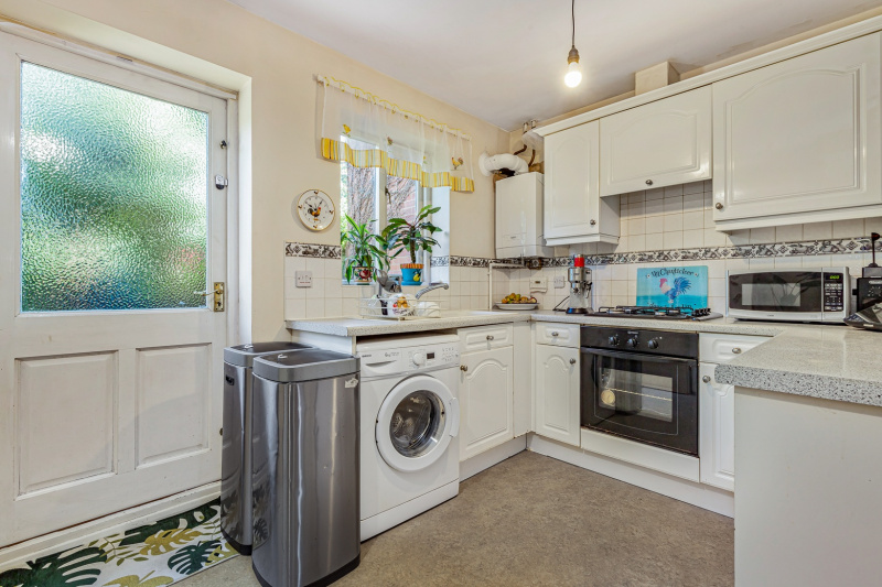 Bhandari Close, Oxford, OX4 3DT