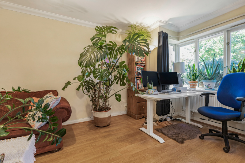 Bhandari Close, Oxford, OX4 3DT