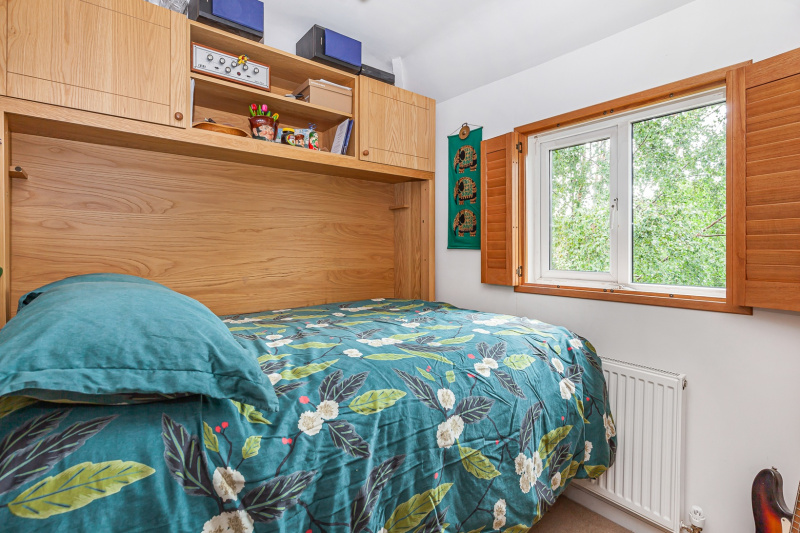 Swinburne Road, Oxford, OX4 4BG