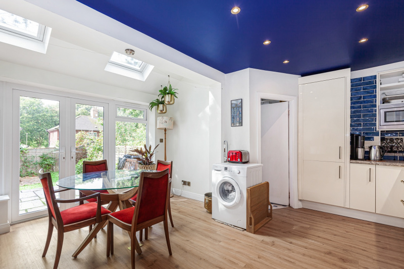 Swinburne Road, Oxford, OX4 4BG