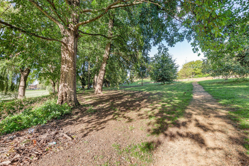 Pennywell Drive, North Oxford, OX2 8NB