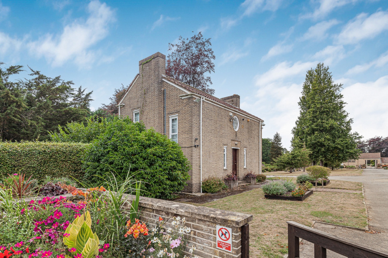 The Lodge, Bayswater Road, Headington, OX3 9RZ