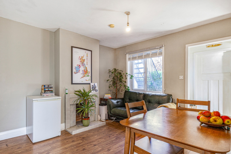 Cavell Road, Oxford, OX4 4AS