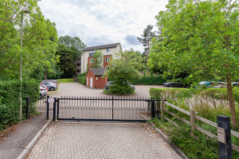 Spring Lane, Headington, OX3 8SF