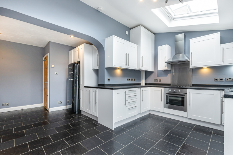 Cricket Road, East Oxford, OX4 3DG