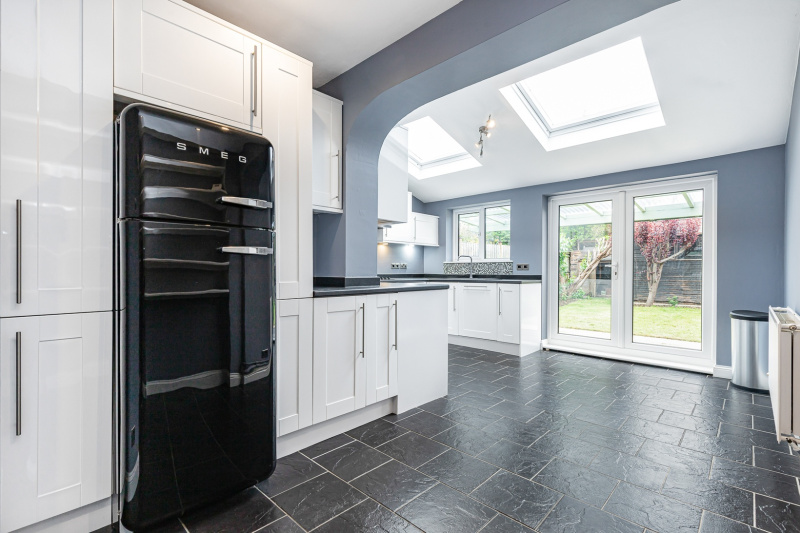 Cricket Road, East Oxford, OX4 3DG