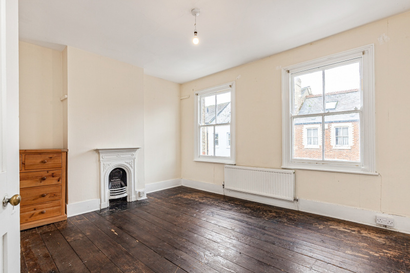 Marlborough Road, Grandpont, OX1 4LY