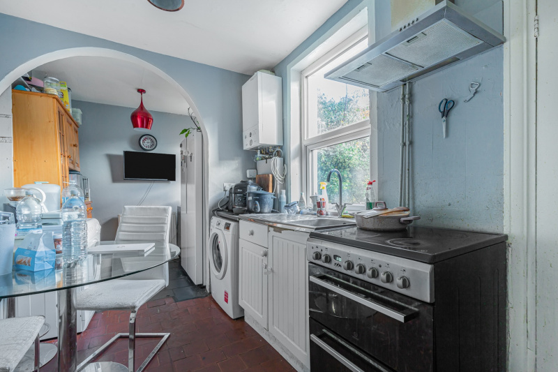 Lytton Road, Florence Park, OX4 3PB