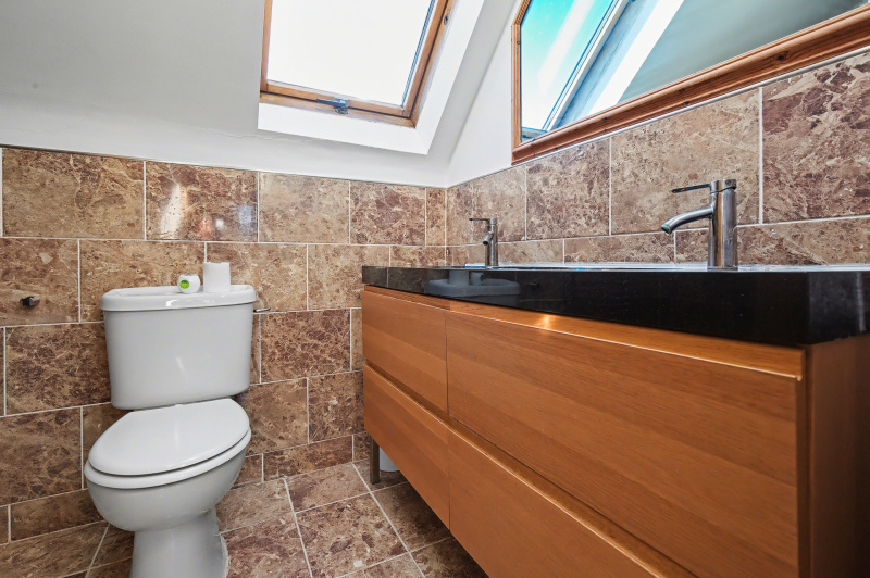 Pipley Furlong, Oxford, OX4 4JW