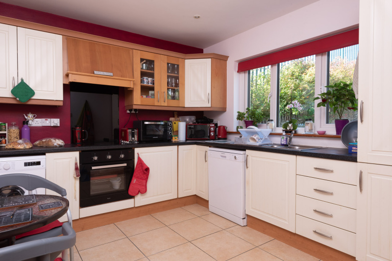 Back Road, Castletownbere, Co. Cork P FW, BER B3