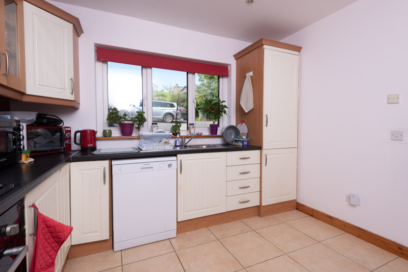 Back Road, Castletownbere, Co. Cork P FW, BER B3