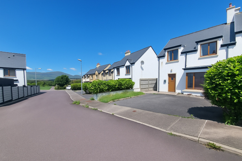 Mariners View, Castletown-Bearhaven, P75 NF77