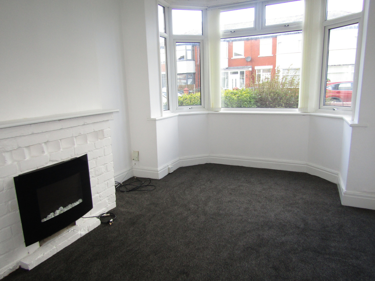 12 Lulworth Avenue, Blackpool, FY3 9SN