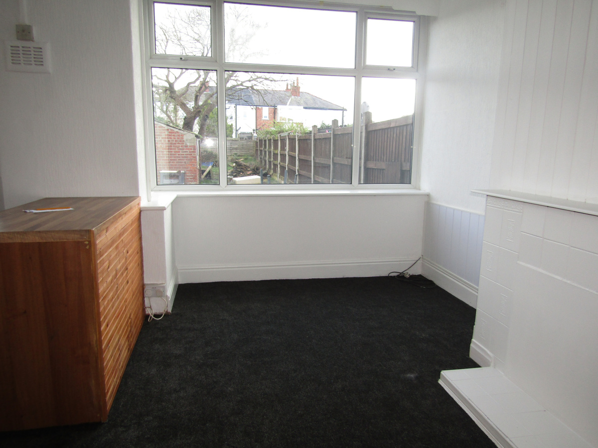12 Lulworth Avenue, Blackpool, FY3 9SN
