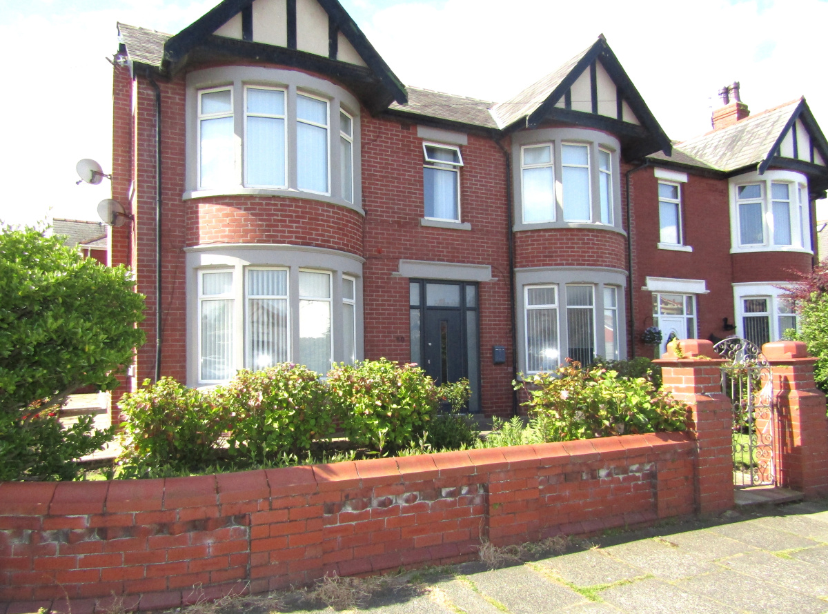 40b Lowther Avenue, Bispham, Blackpool, FY2 9PF