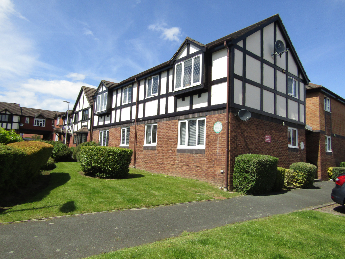 39 Greenfinch Court, Blackpool, Lancashire, FY3 8FG