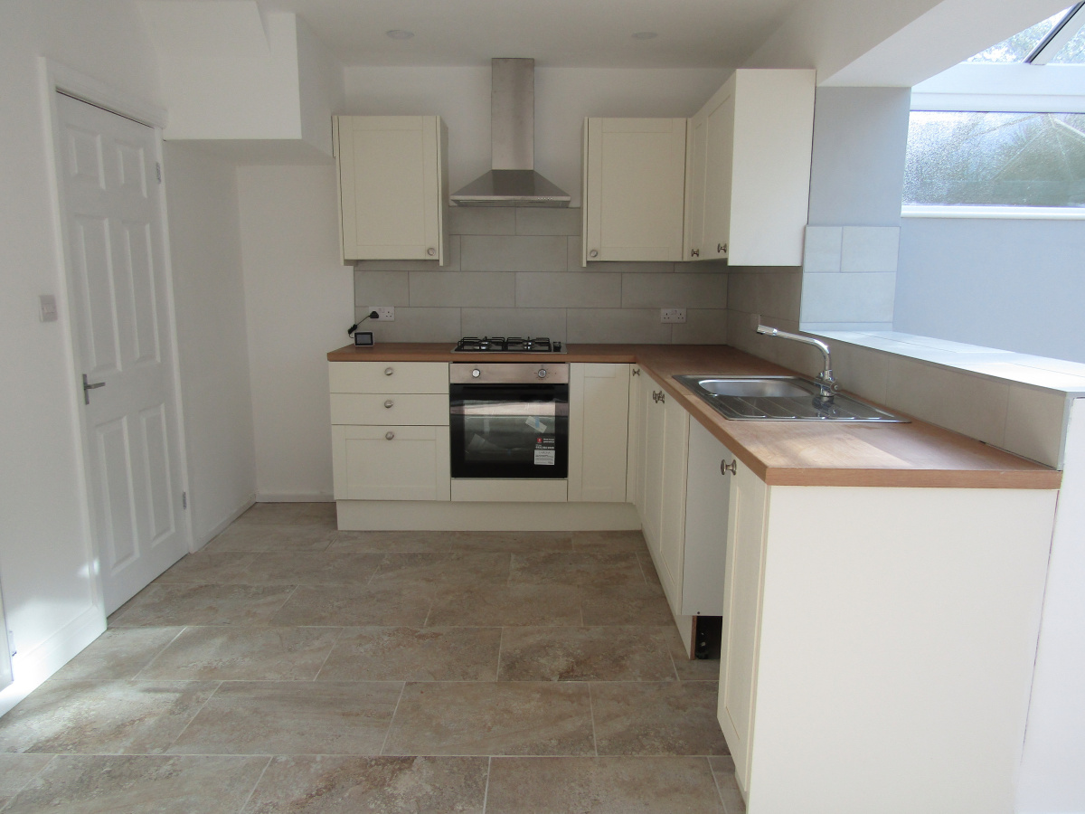 18 Oakmoor Avenue, Bispham, Blackpool, Lancashire, FY2 0EE