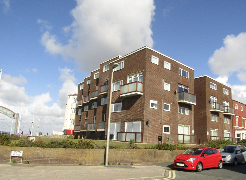 12 Hesketh Court, Queens Promenade, Bispham, Blackpool, FY2 9JJ