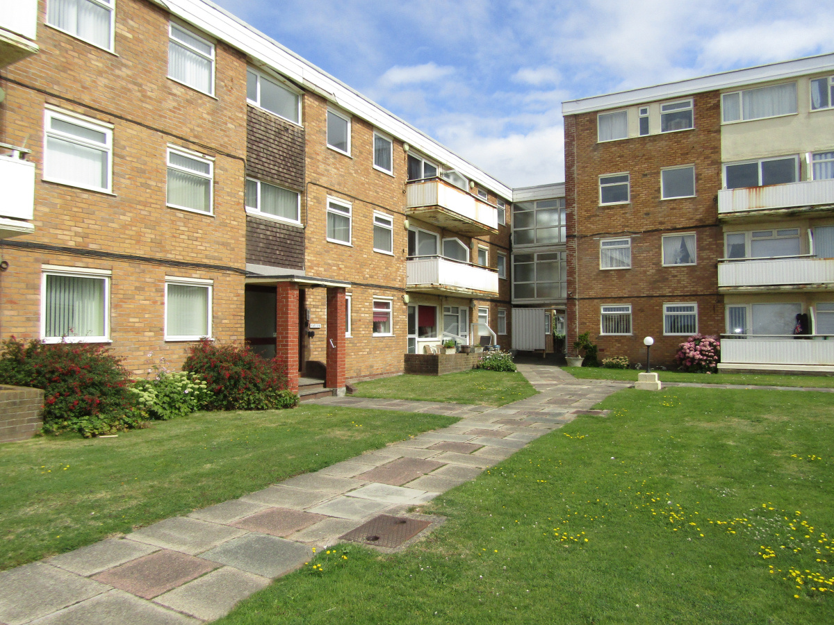 23 Pembroke Court, Bispham, Blackpool, FY2 9PY