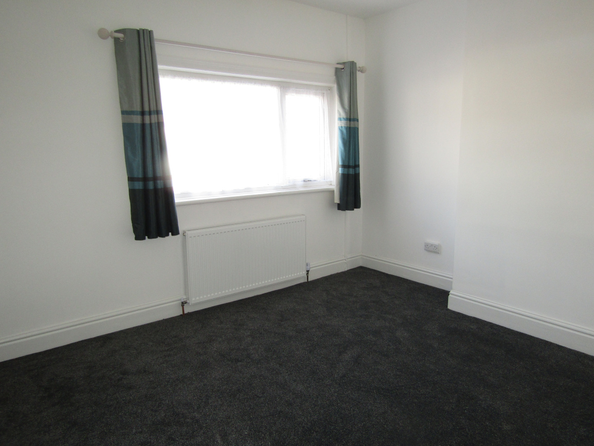 77 Newcastle Avenue, Blackpool, FY3 9DP