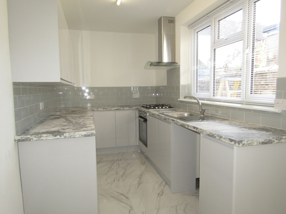 77 Newcastle Avenue, Blackpool, FY3 9DP