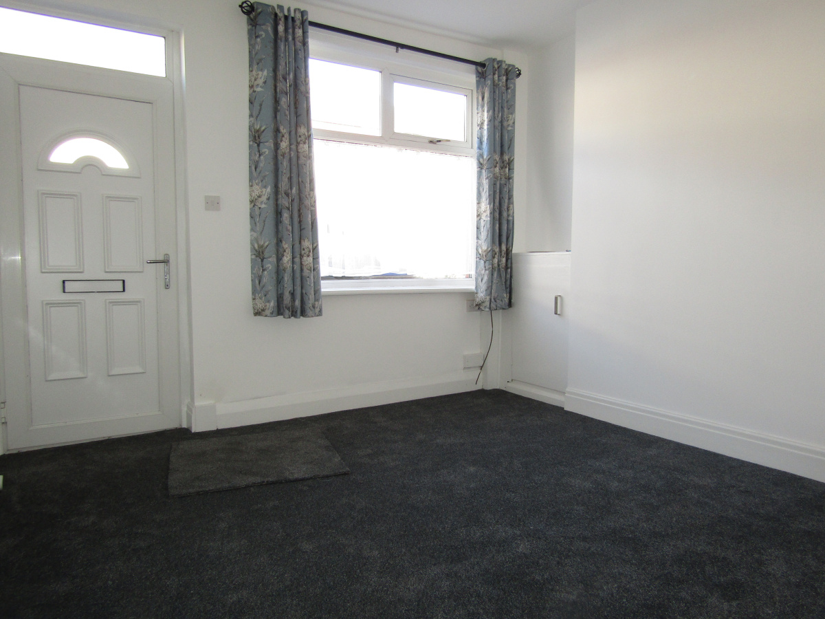 77 Newcastle Avenue, Blackpool, FY3 9DP