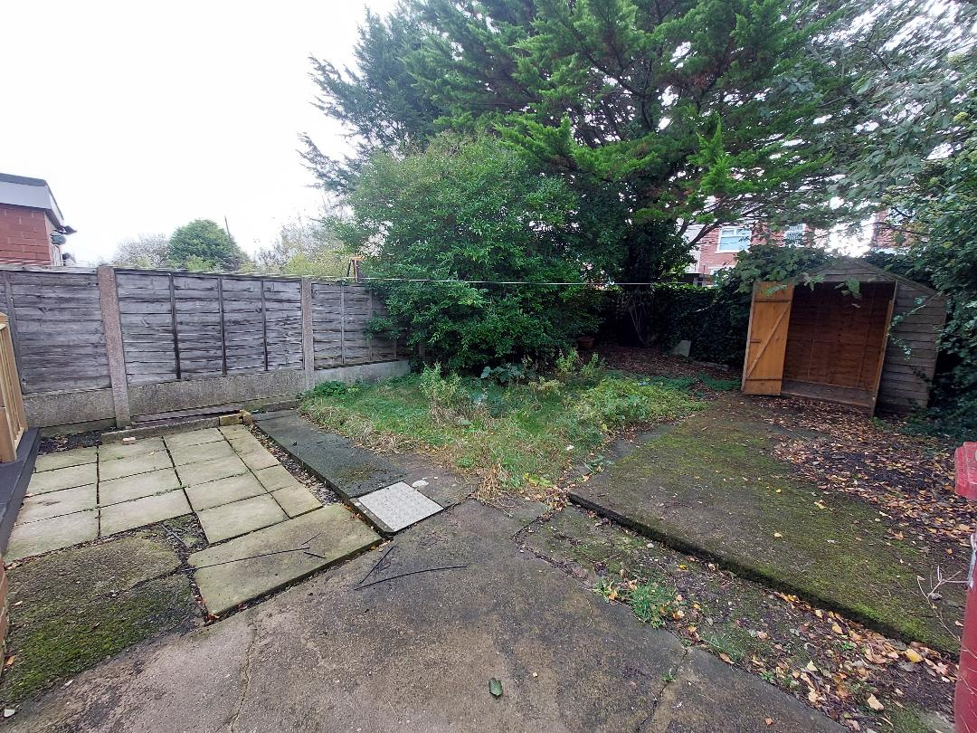 12 Fordway Avenue, Layton, Blackpool, Lancashire, FY3 8HD