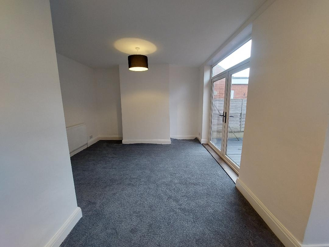12 Fordway Avenue, Layton, Blackpool, Lancashire, FY3 8HD