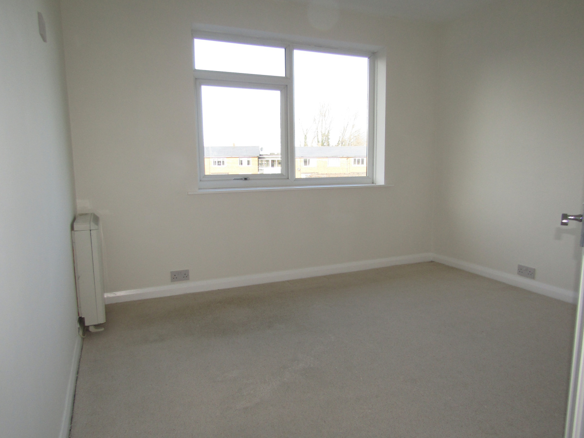 19C Moor Park Court, Bispham, Blackpool, FY2 0LT