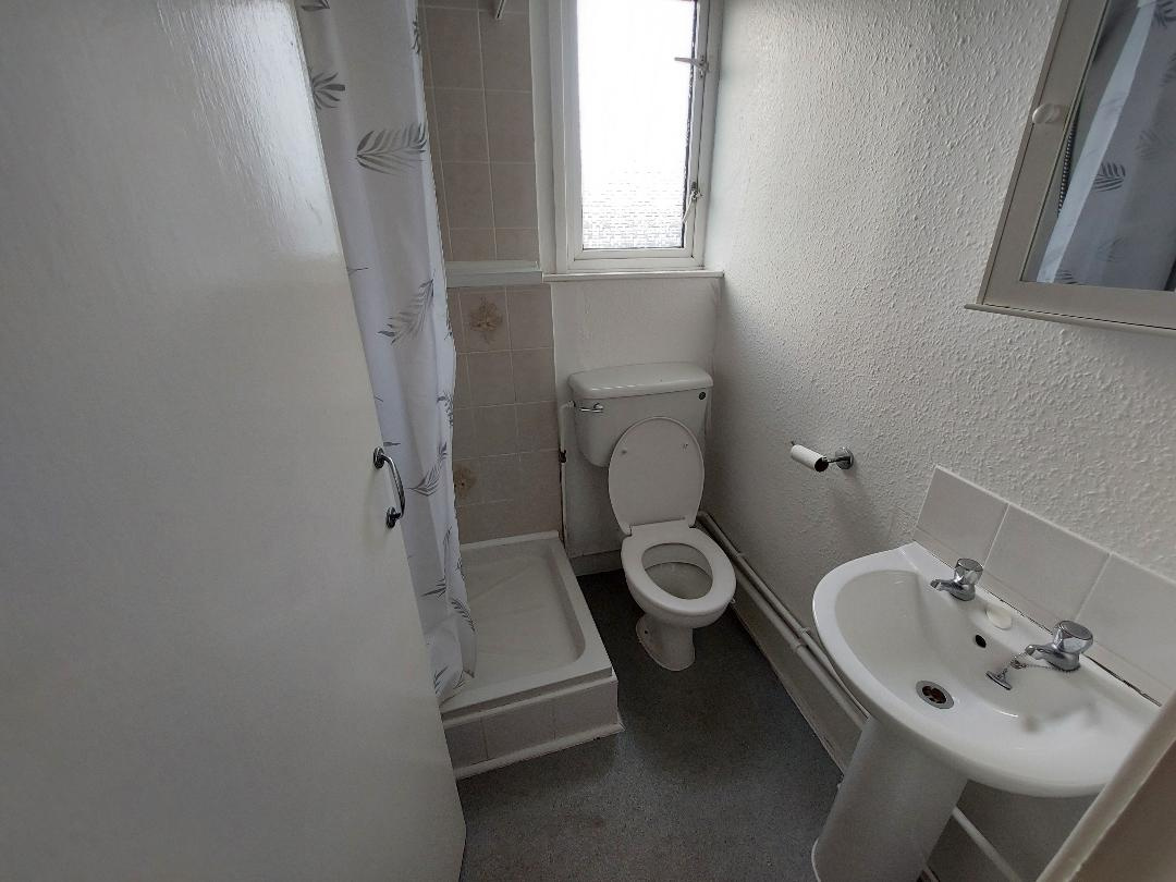 Flat 5, 33 Newton Drive, Blackpool, FY3 8EN