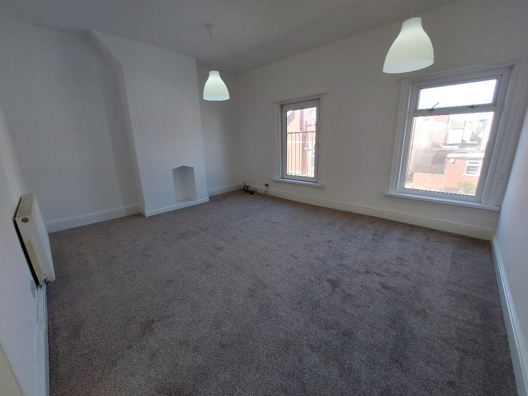 First Floor 45 Warbeck Drive, Bispham, Blackpool, Lancashire, FY2 9RZ